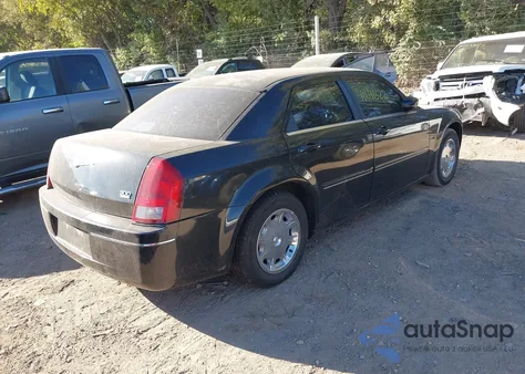 2005 Chrysler 300 Touring из США, поврежденный, VIN 2C3JA53G15H141271